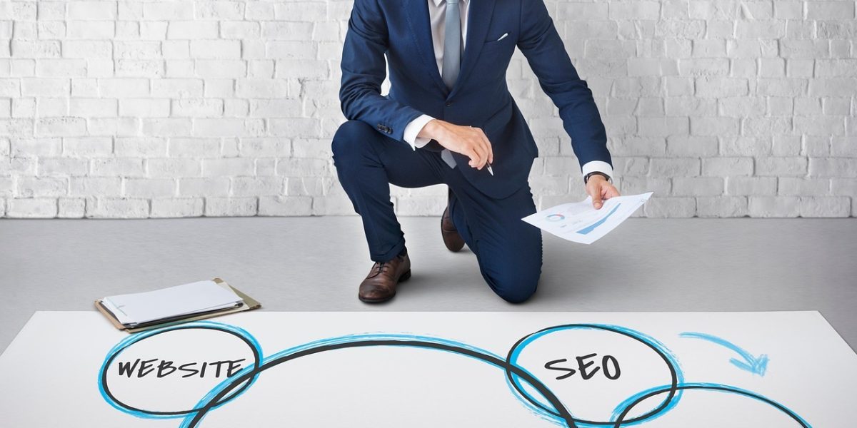 Digital Maximize SEO expert developing website optimization strategies to improve search engine rankings and online visibility.